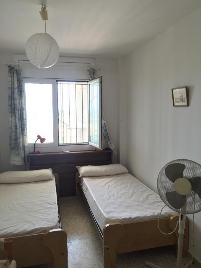 Апартаменты Apartamento Vista Mar Edificio Manhattan 19 Эмпуриабрава Экстерьер фото